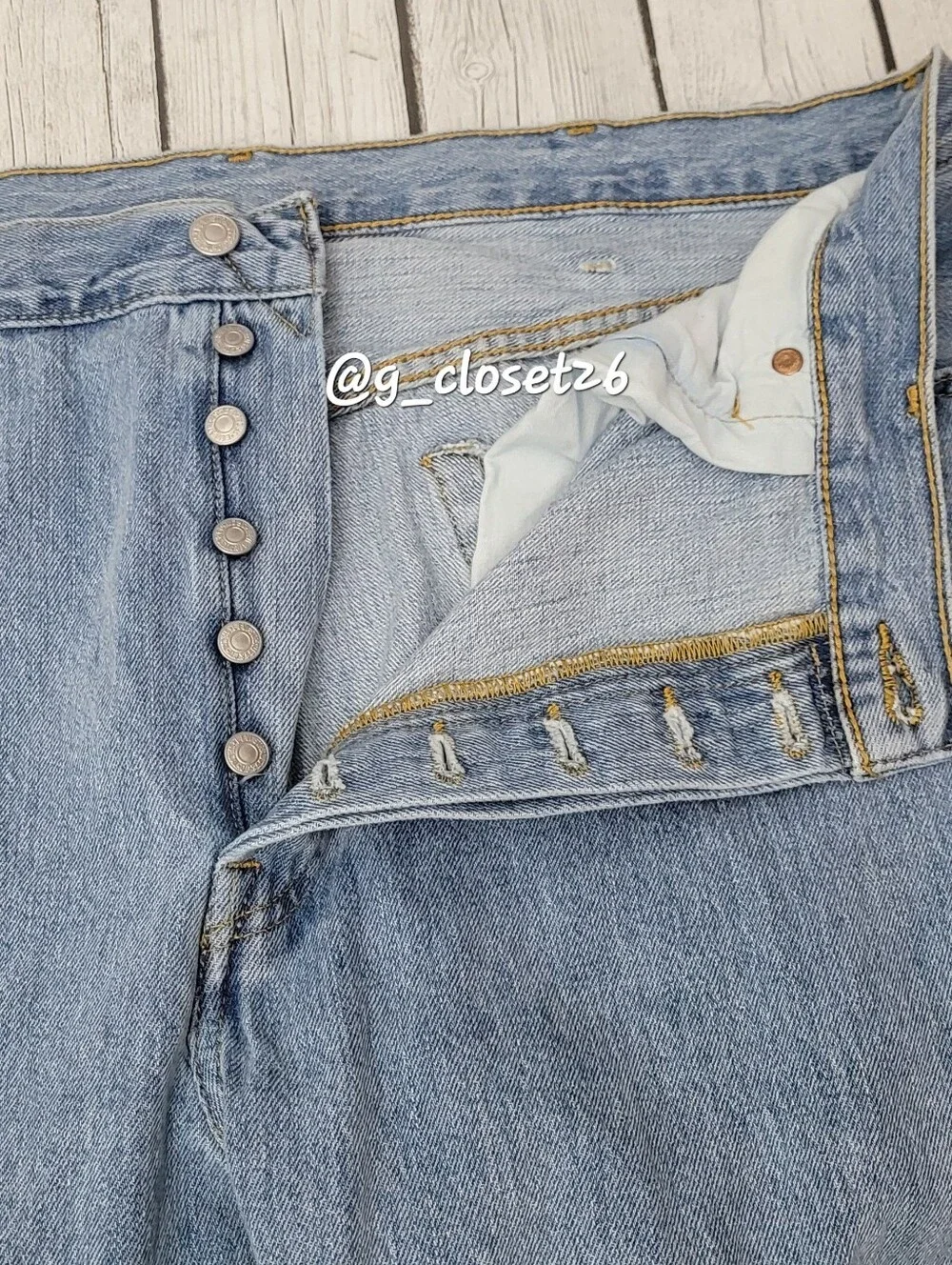 Vintage Button Fly XX Levi's 501® Men's Light Blue Denim Jeans